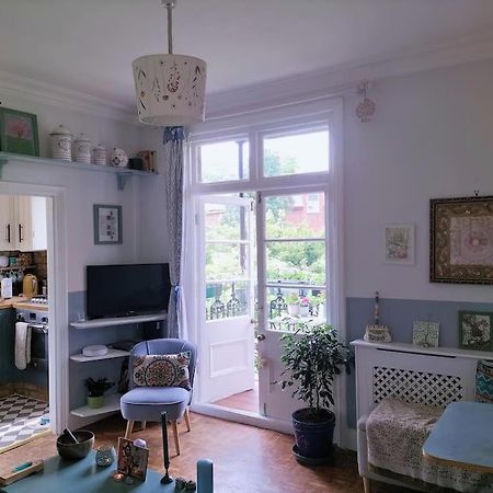 Apartmán Charming London With Balcony Exteriér fotografie