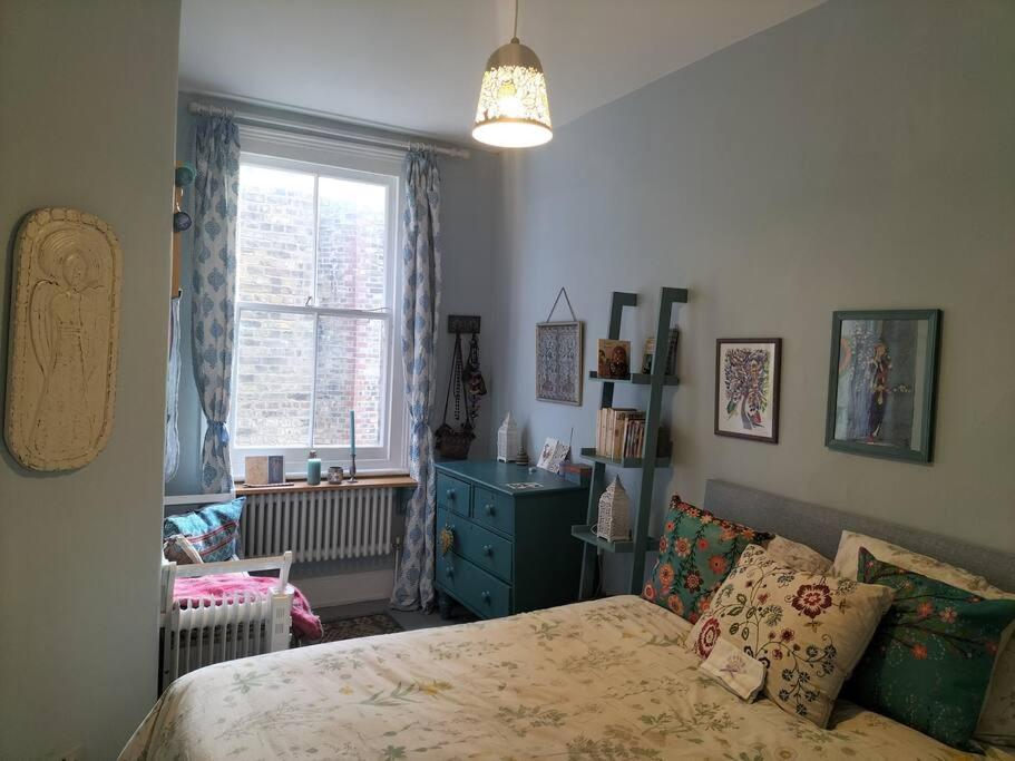 Apartmán Charming London With Balcony Exteriér fotografie